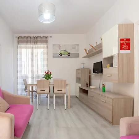 卡萨索非亚公寓 *